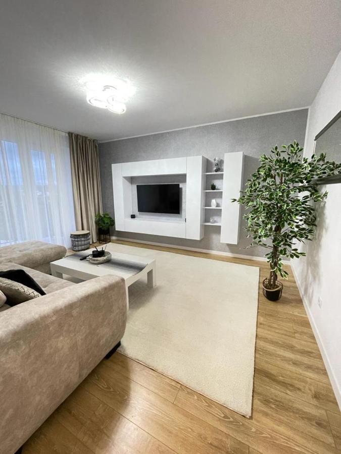 Apartament Confortabil Alba Iulia Apartment Екстериор снимка